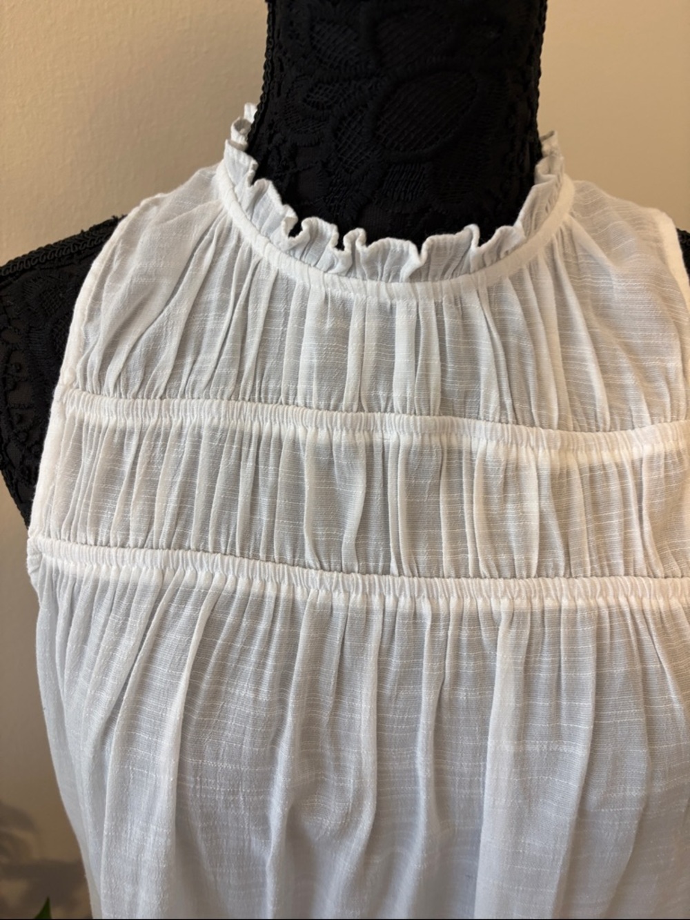 White Ruffled High-Neck Sleeveless Casual Top - Picture 2 of 4